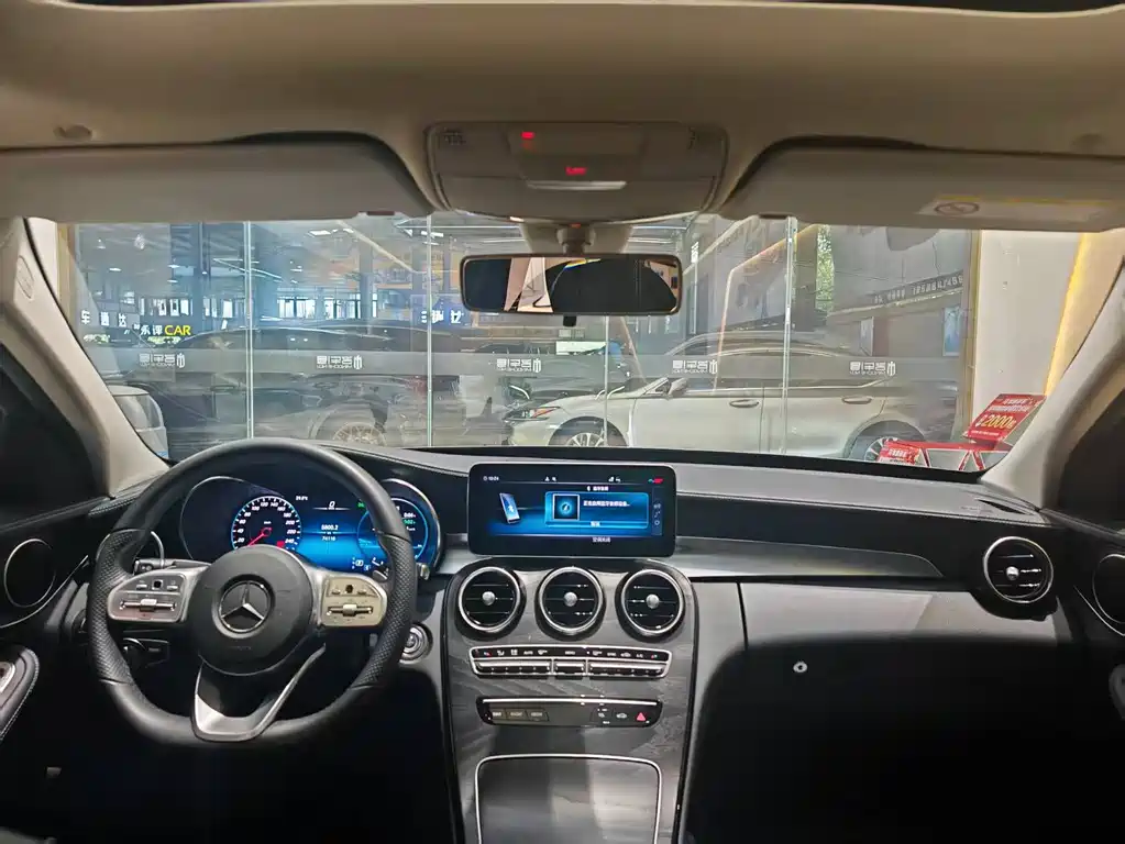 Mercedes-Benz C-Class 2020 — фото 12