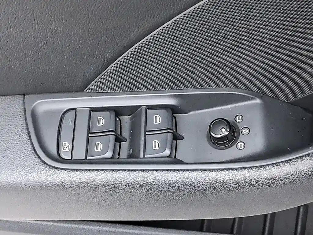 Audi A3 2016 — фото 9