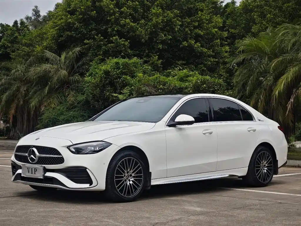Mercedes-Benz C-Class 2025