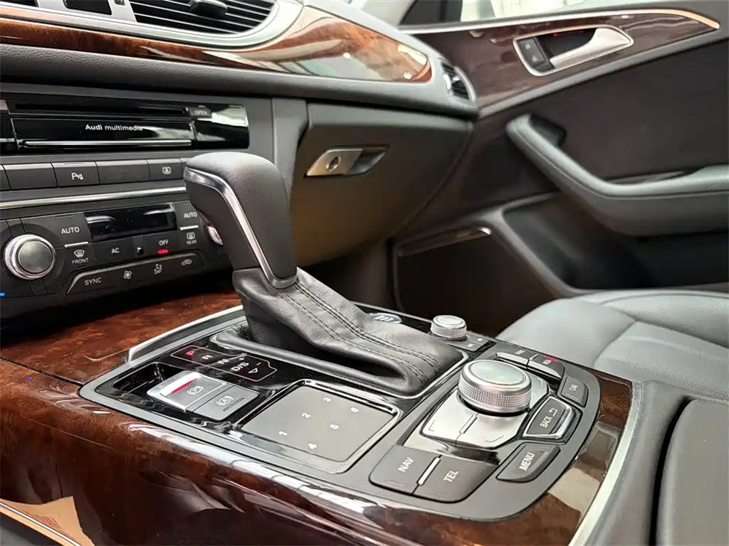 Audi A6L 2016 — фото 12