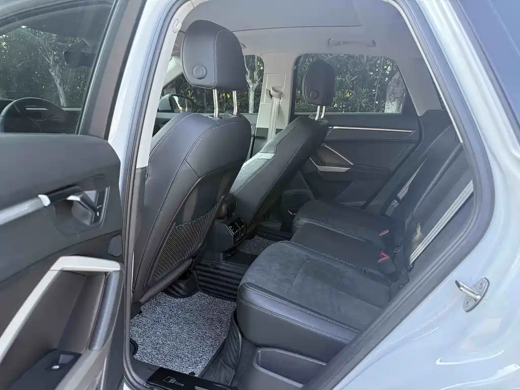 Audi Q3 2021
