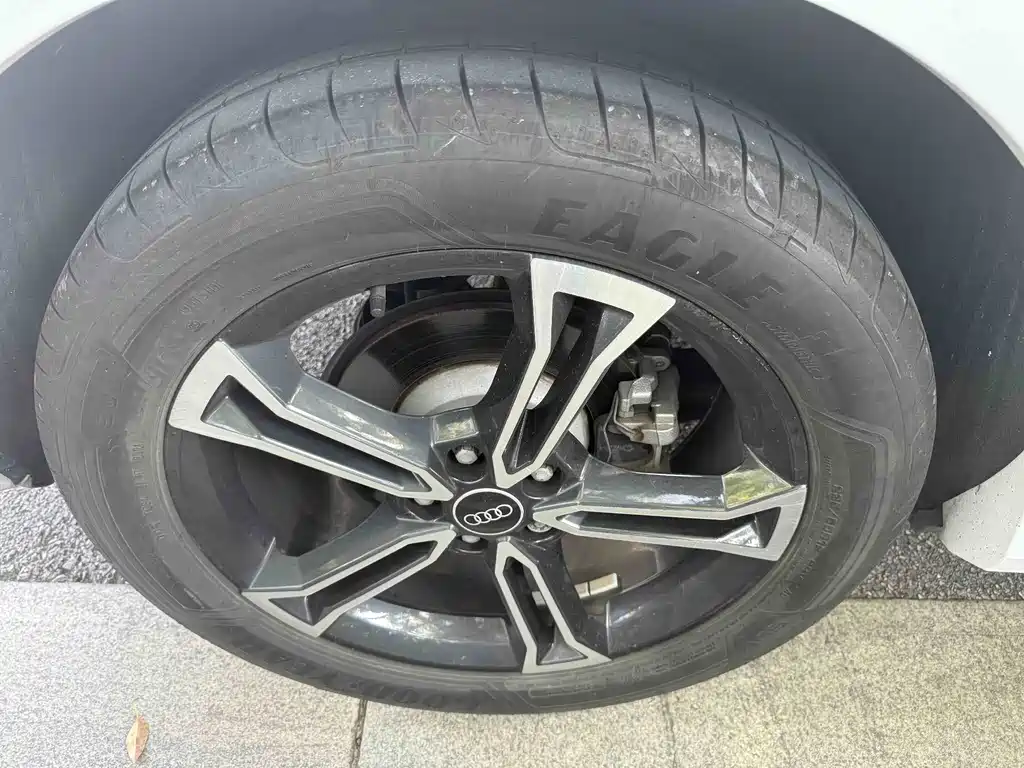 Audi Q3 2021