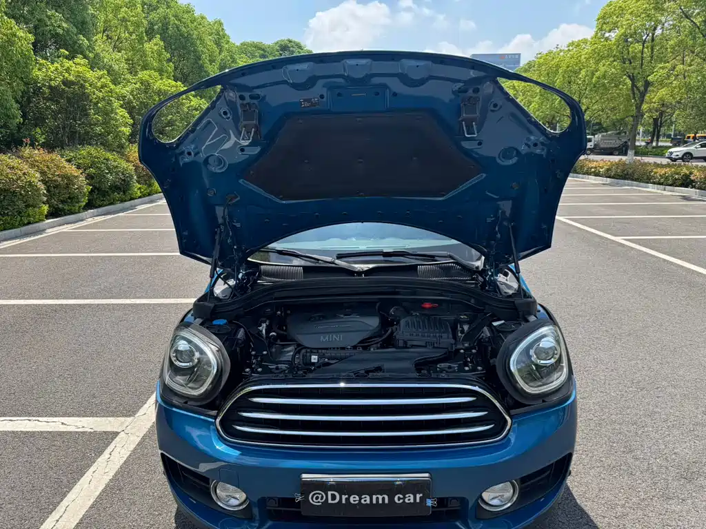 MINI Countryman 2017 — фото 15