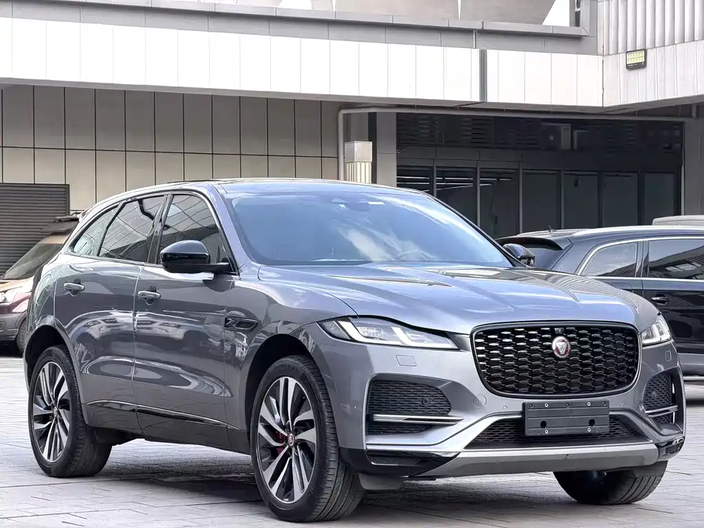 Jaguar F-PACE 2023 — фото 3