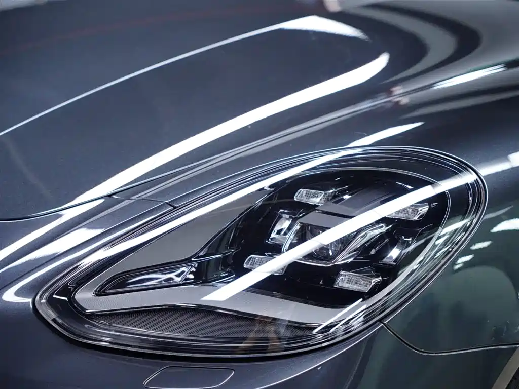 Porsche Panamera 2017 — фото 18