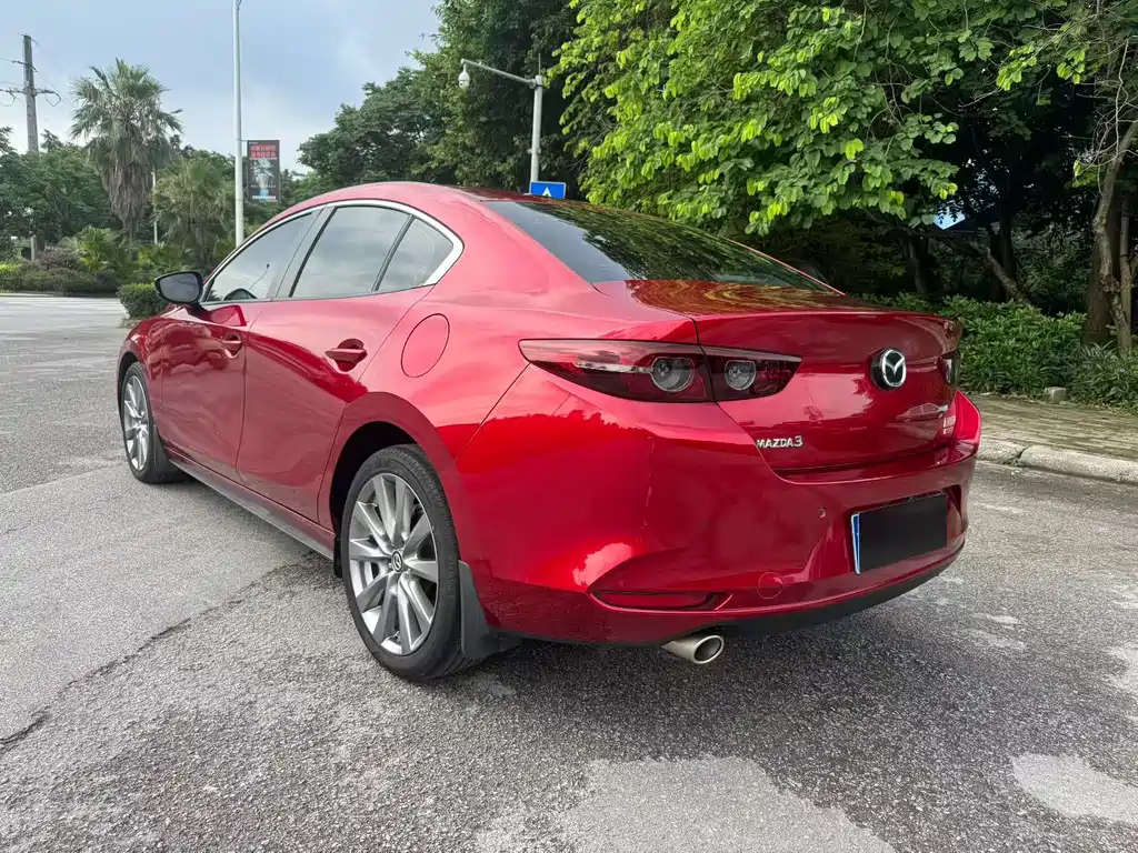Mazda 3 Axela 2022