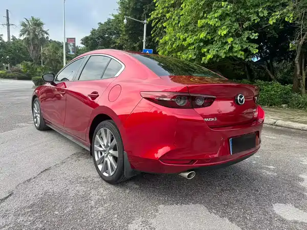 Mazda 3 Axela 2022