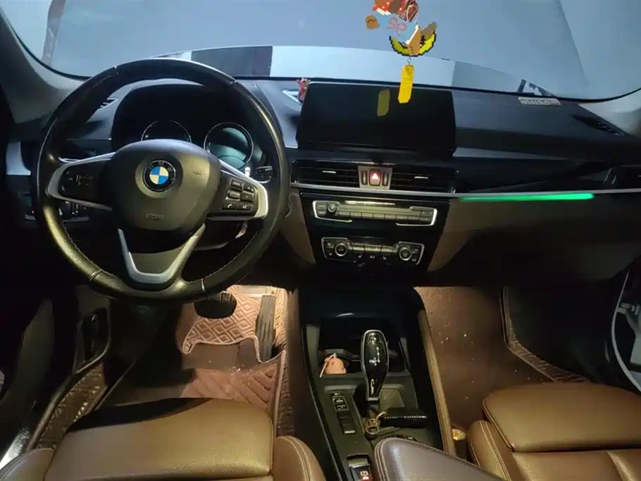 BMW X1 2020 — фото 12