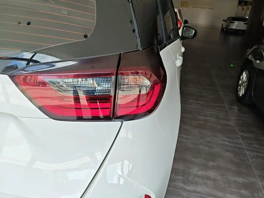Honda Fit 2022 — фото 8