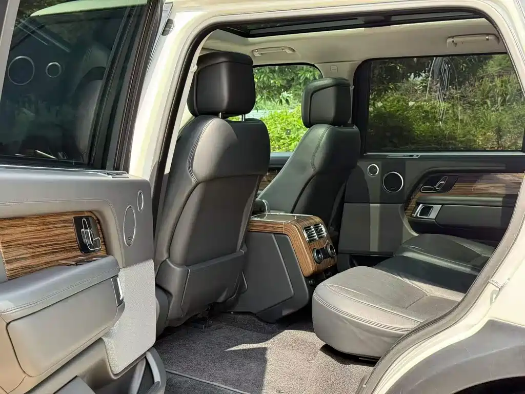 Land Rover Range Rover 2018 — фото 4
