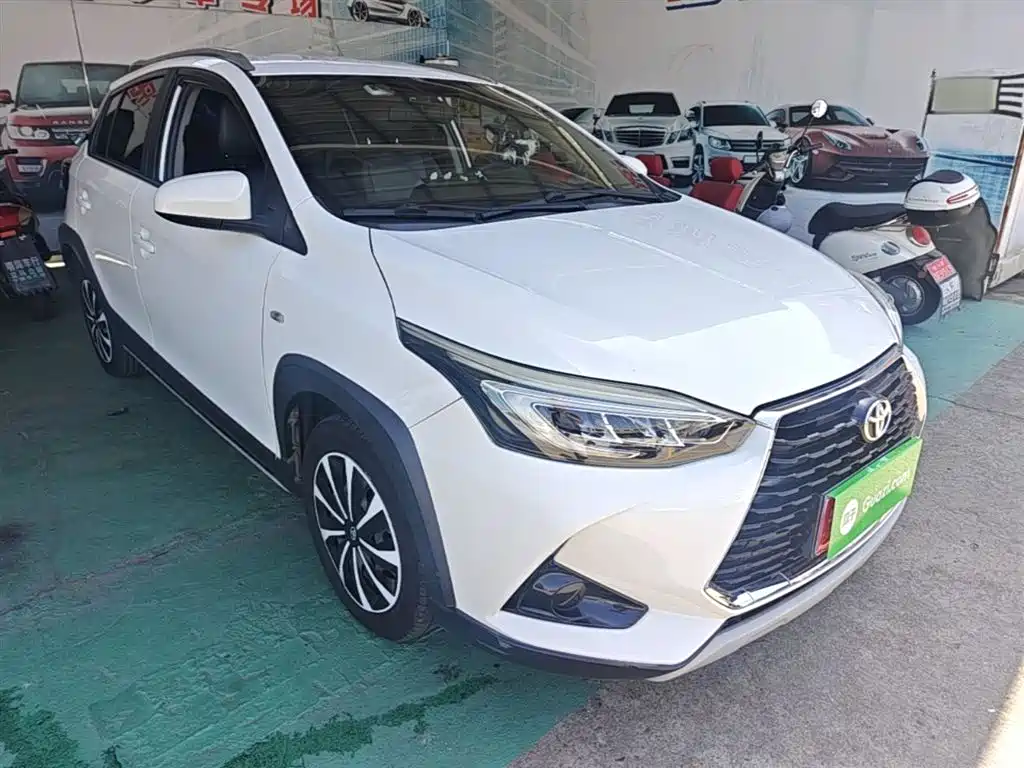 Toyota Yaris L 2020 — фото 4