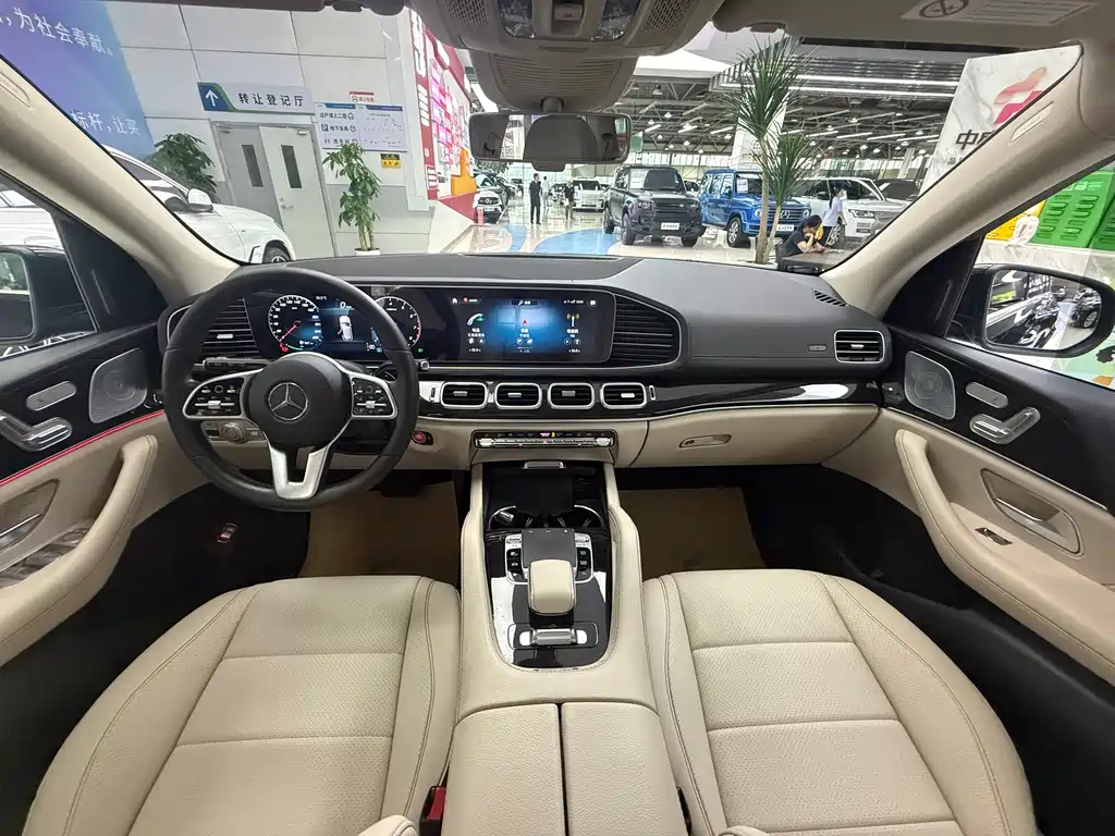 Mercedes-Benz GLE 2019 — фото 15