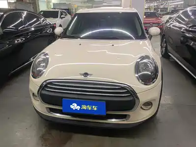 MINI MINI 2019
