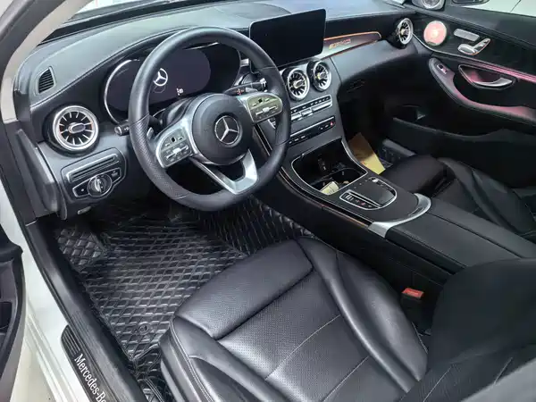 Mercedes-Benz C-Class 2020