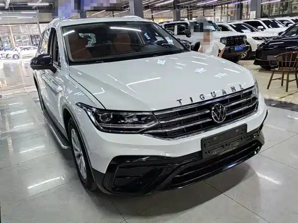 Volkswagen Tiguan L 2024
