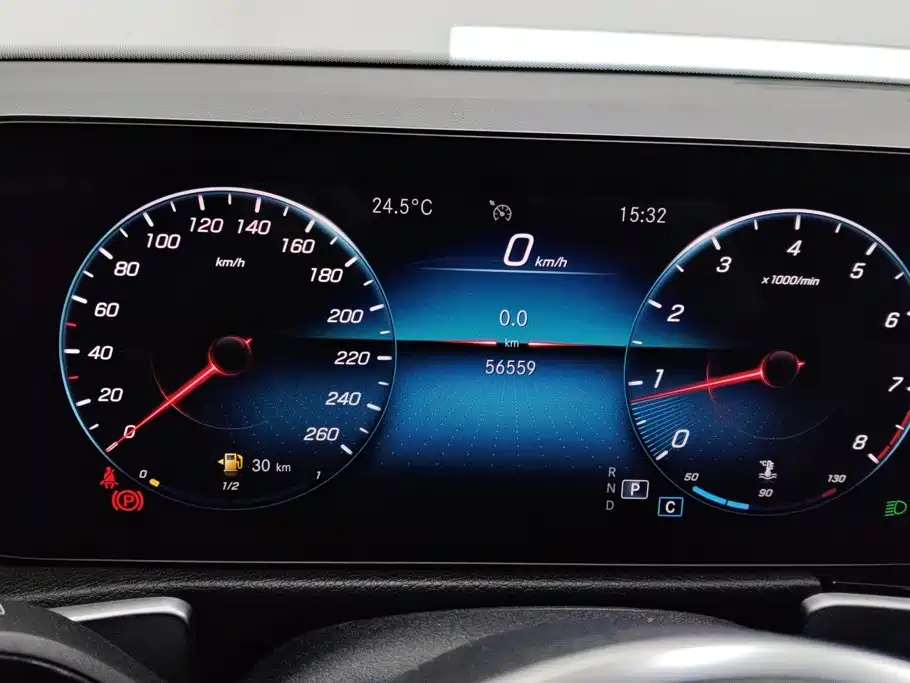 Mercedes-Benz GLB 2022 — фото 14