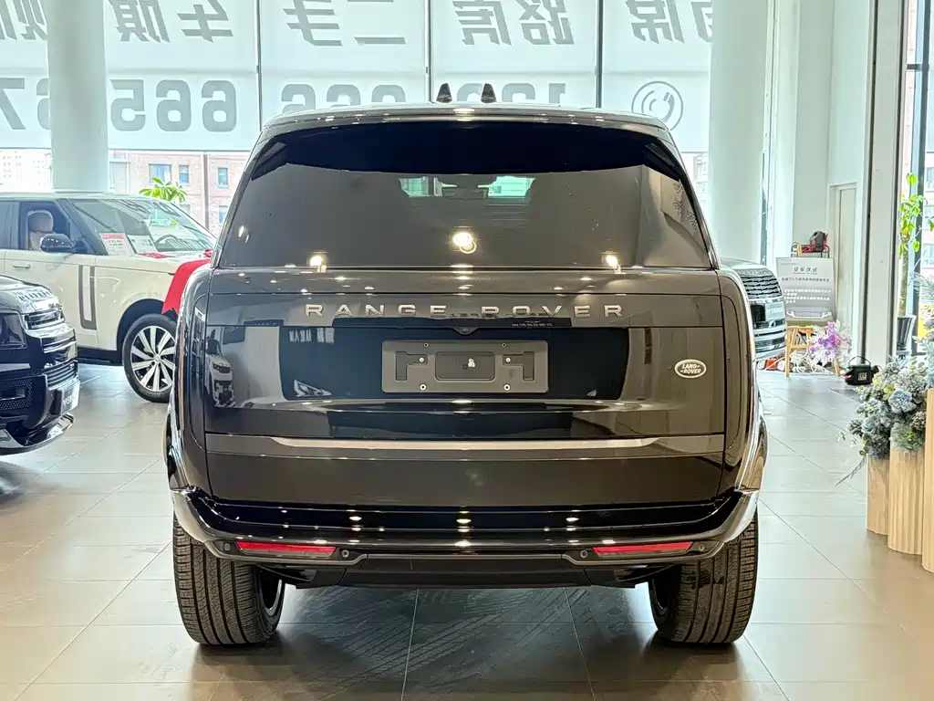 Land Rover Range Rover 2024 — фото 26