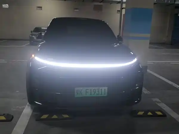 Li Auto L7 2025