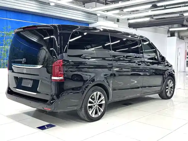 Mercedes-Benz V-Class 2020