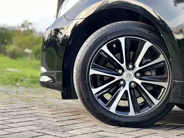 Toyota Crown 2018
