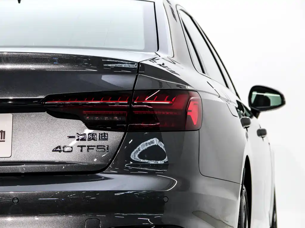 Audi A4L 2025 — фото 19