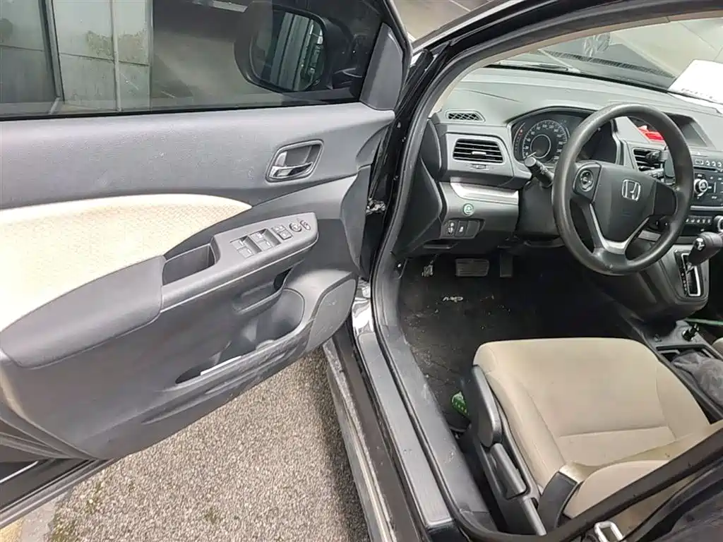 Honda CR-V 2015 — фото 16