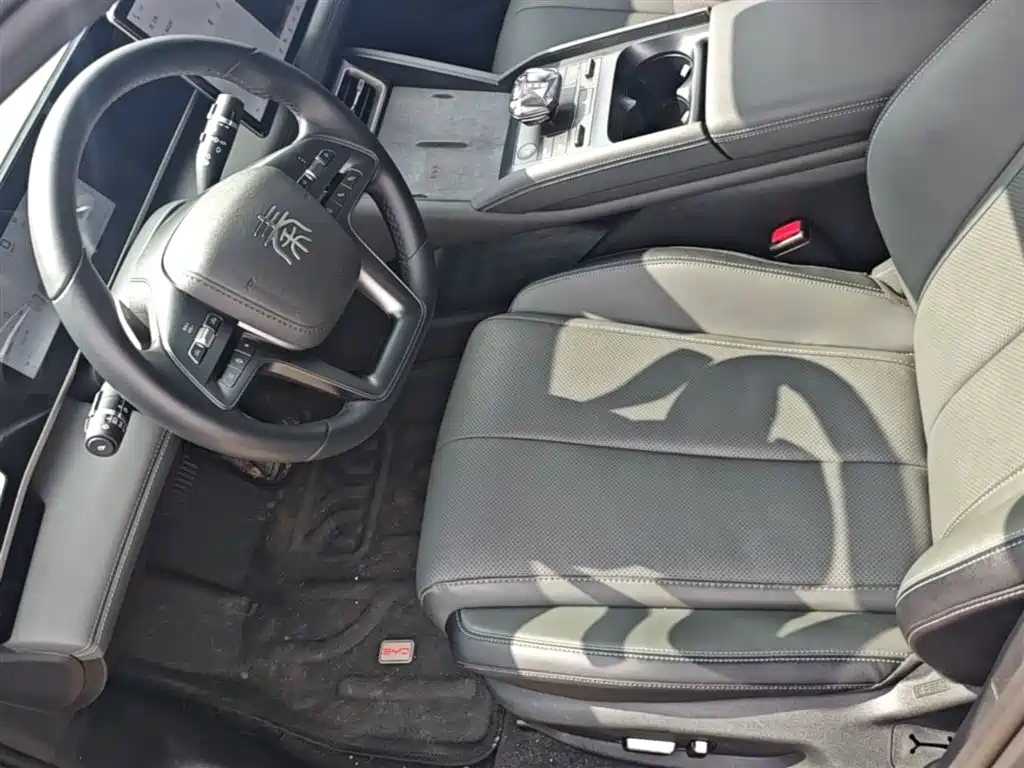 BYD Qin L 2025 — фото 16