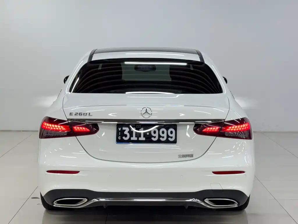Mercedes-Benz E-Class 2021 — фото 10