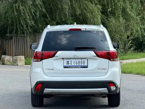 Mitsubishi Outlander 2018
