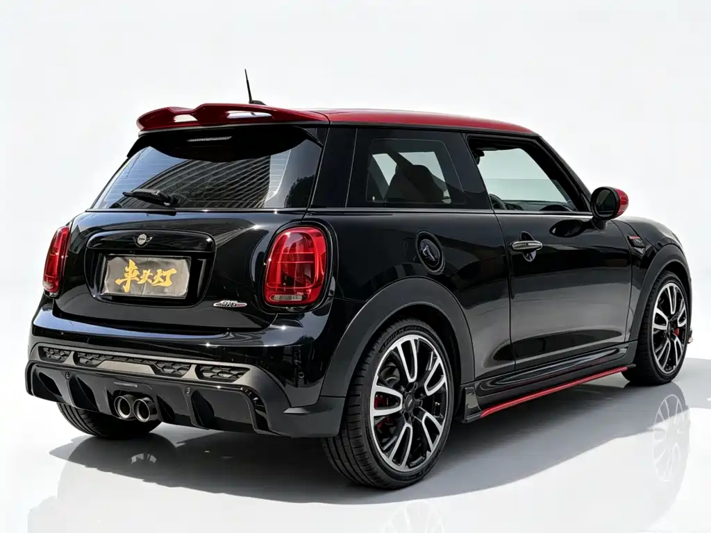 MINI JCW Countryman 2022 — фото 10