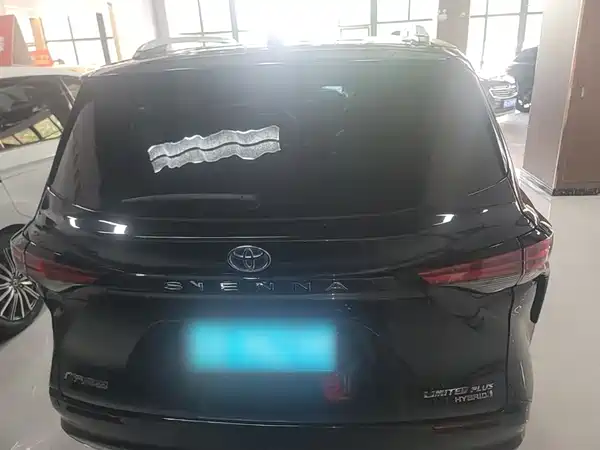Toyota Sienna 2023