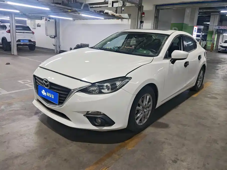 Mazda 3 Axela 2016 — фото 1