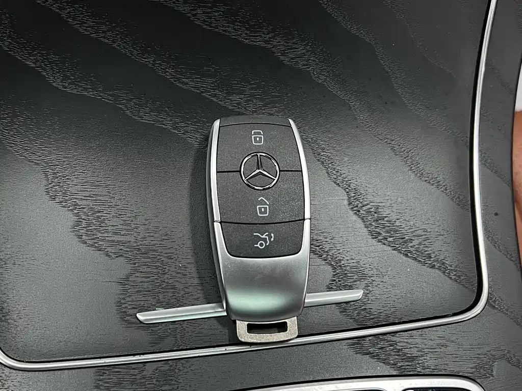 Mercedes-Benz C-Class 2019 — фото 22