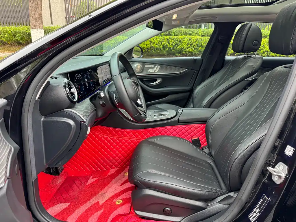 Mercedes-Benz E-Class 2022 — фото 4