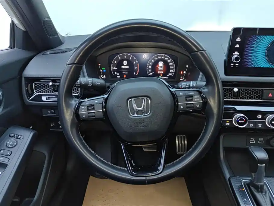 Honda Civic 2023 — фото 15