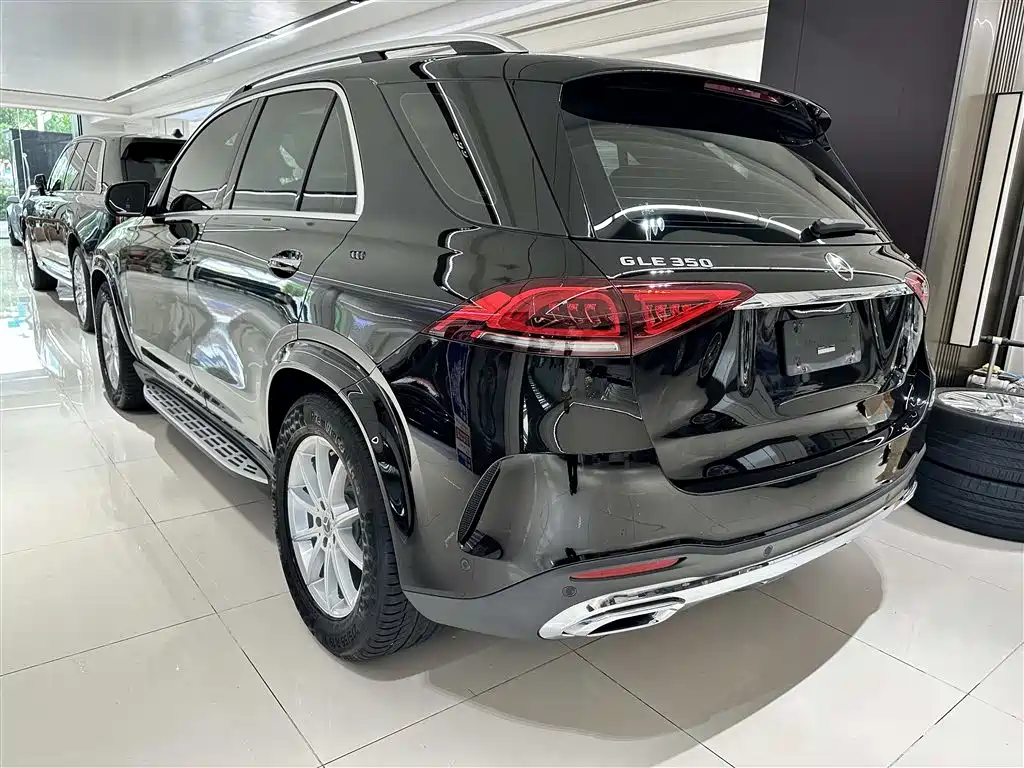 Mercedes-Benz GLE 2021 — фото 17