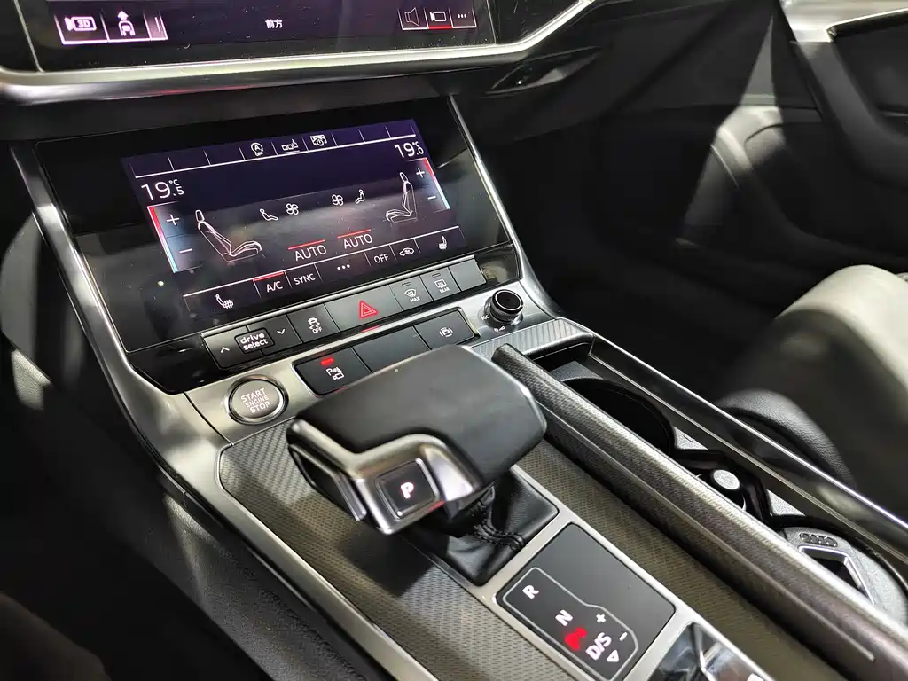 Audi A6L 2019 — фото 15