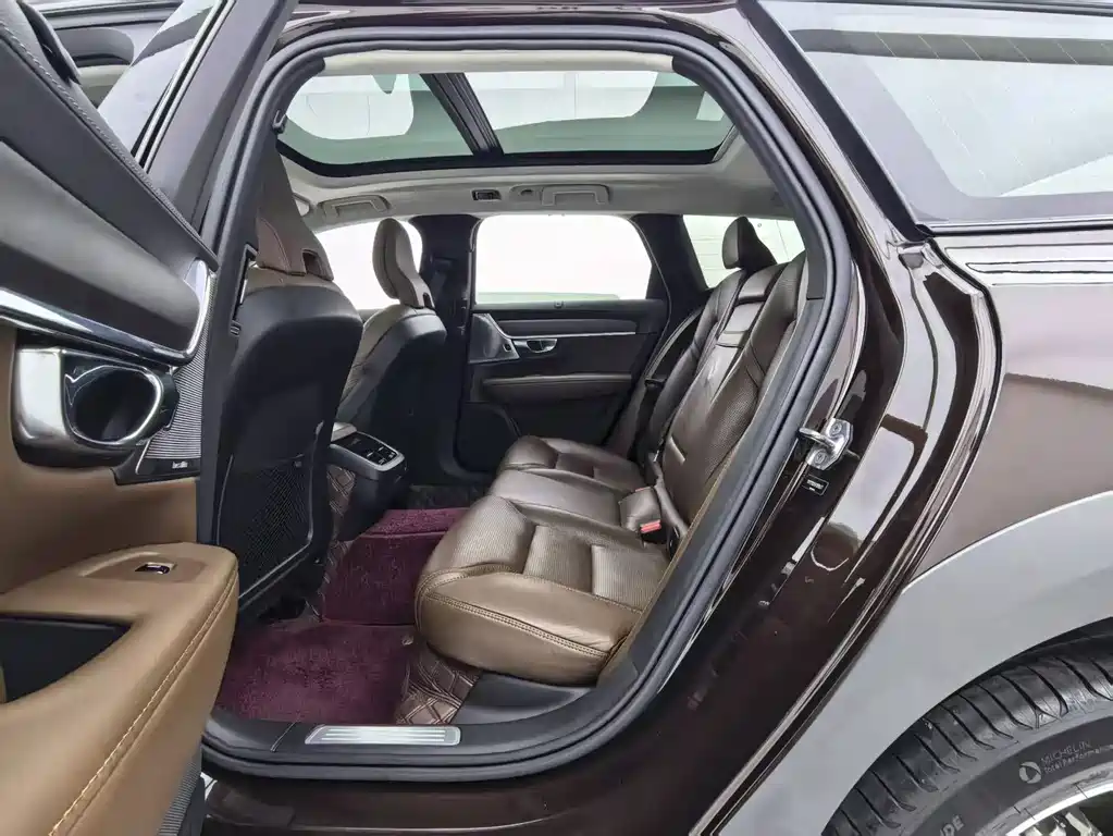 Volvo V90 2018 — фото 15