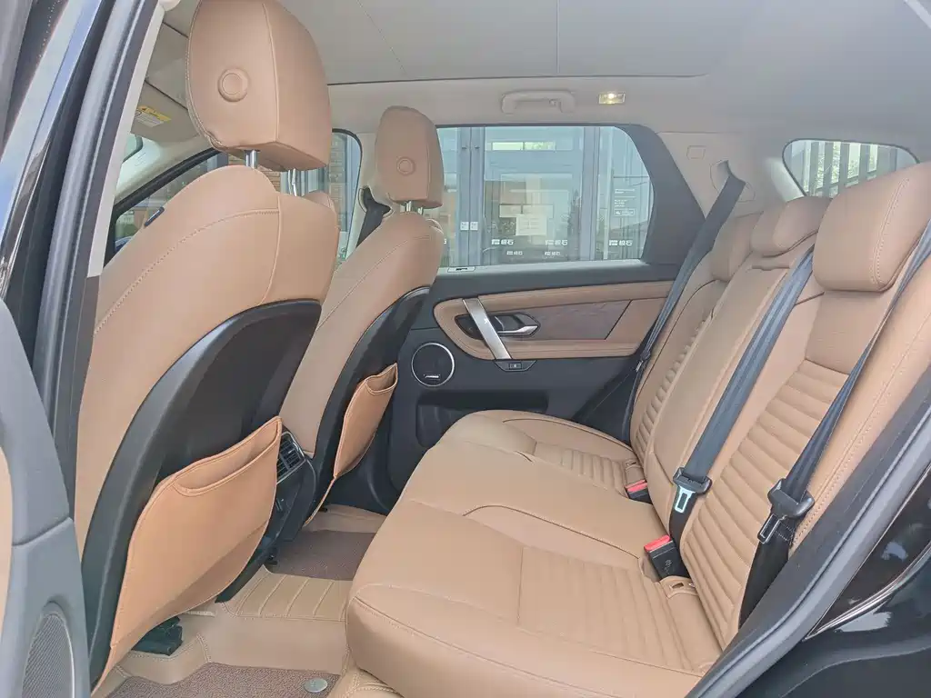Land Rover Discovery Sport 2025 — фото 18