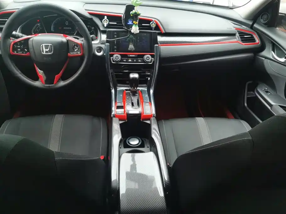 Honda Civic 2019 — фото 13