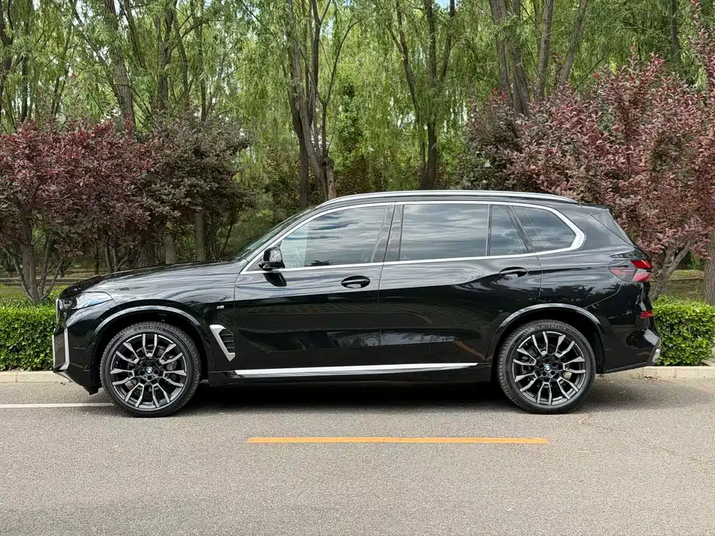 BMW X5 2025 — фото 3