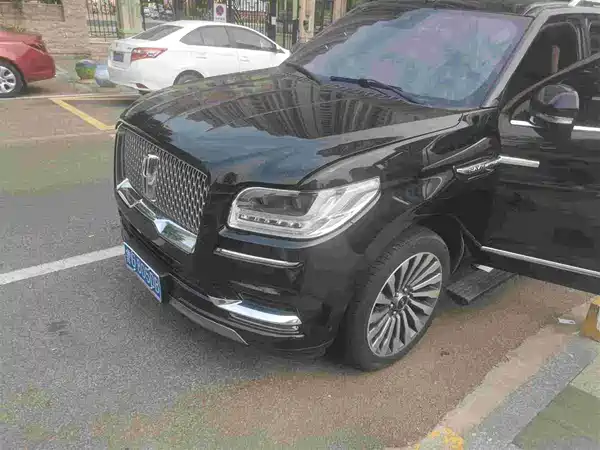 Lincoln Navigator 2020