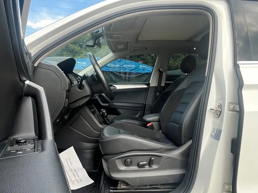 Volkswagen Tiguan L 2018 — фото 13