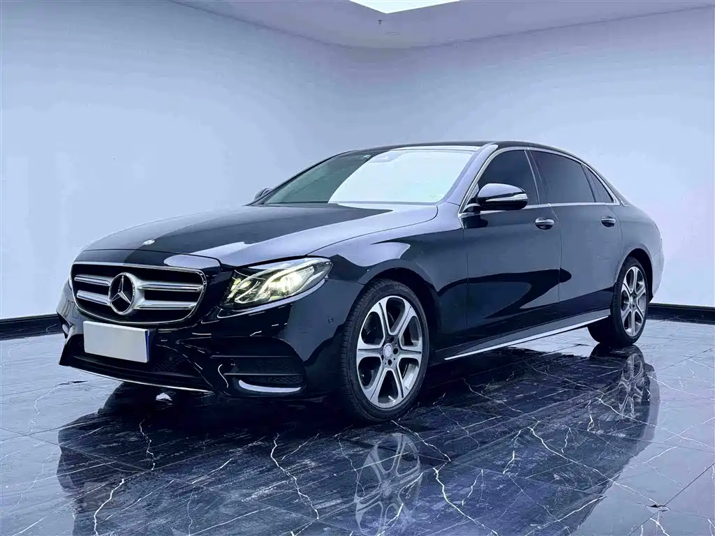 Mercedes-Benz E-Class 2017 — фото 1