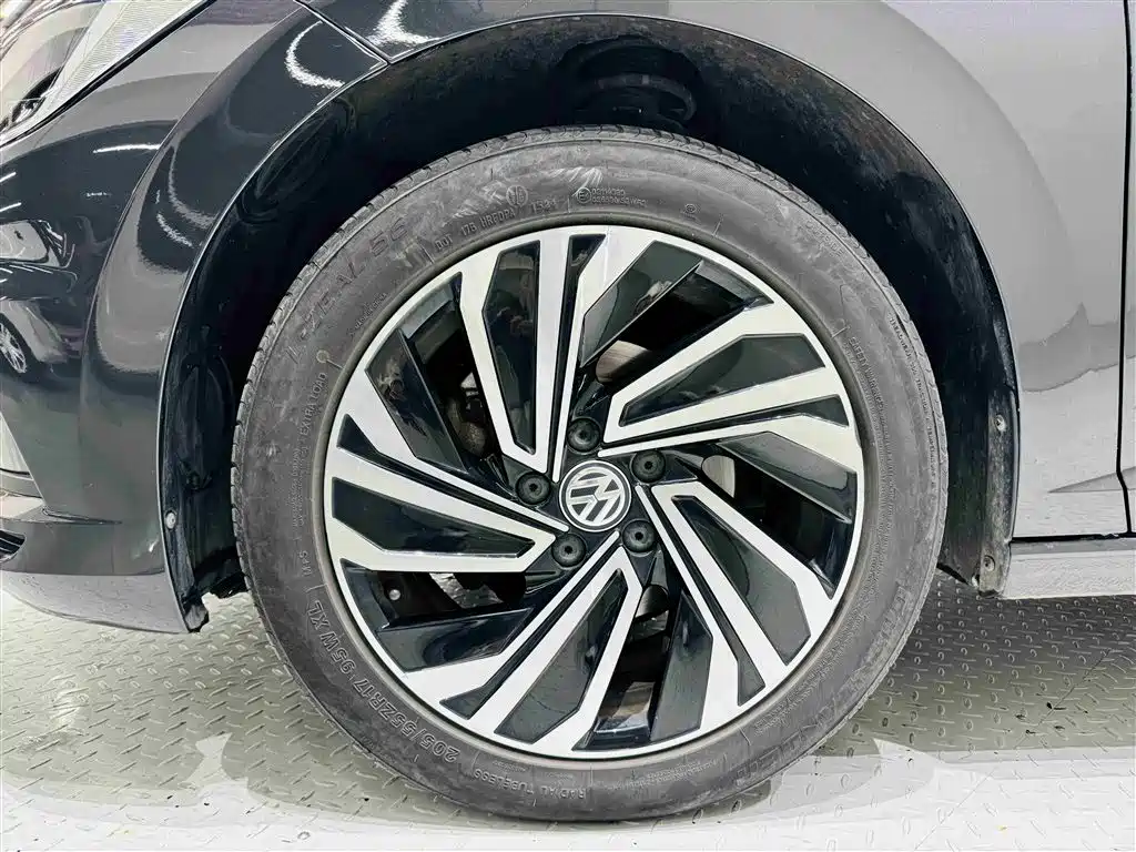 Volkswagen Sagitar 2021 — фото 10