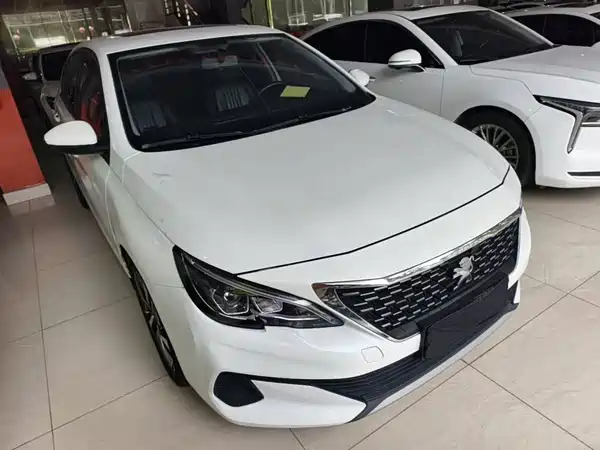 Peugeot 408 2020