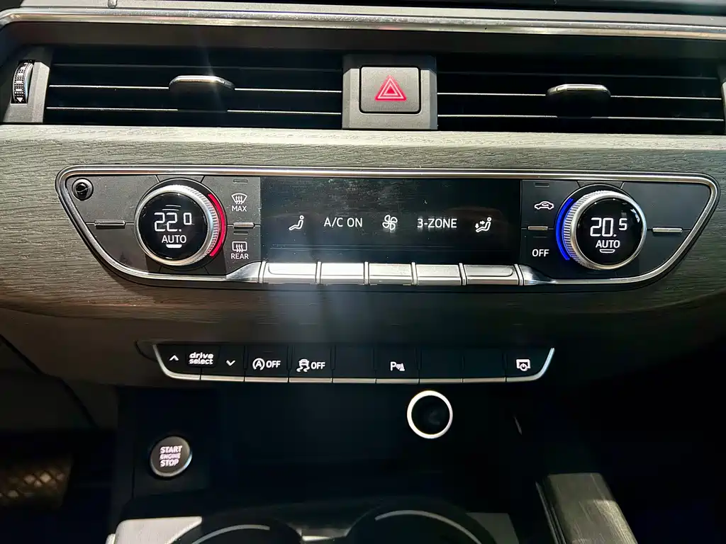 Audi A4L 2017 — фото 20