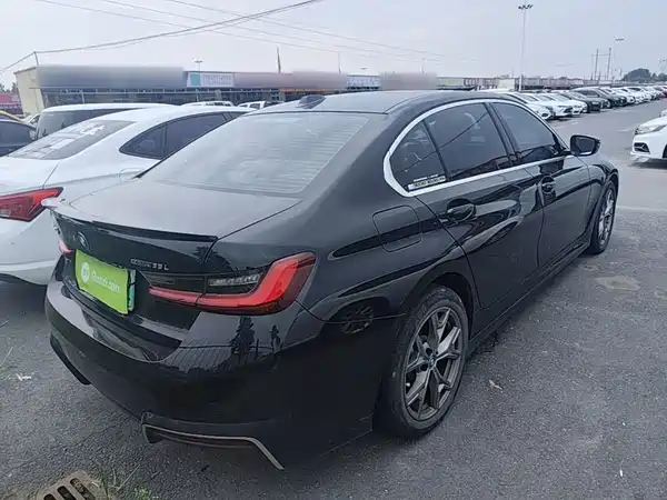 BMW i3 2024