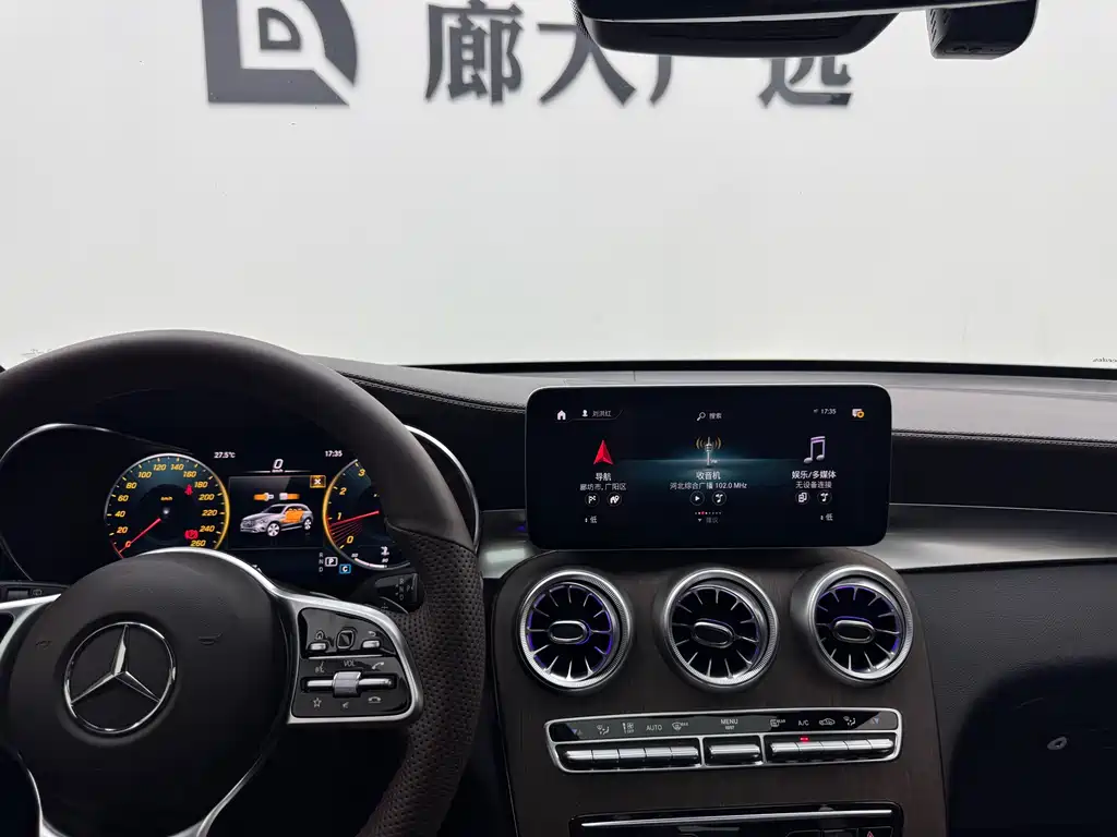 Mercedes-Benz GLC 2021 — фото 11