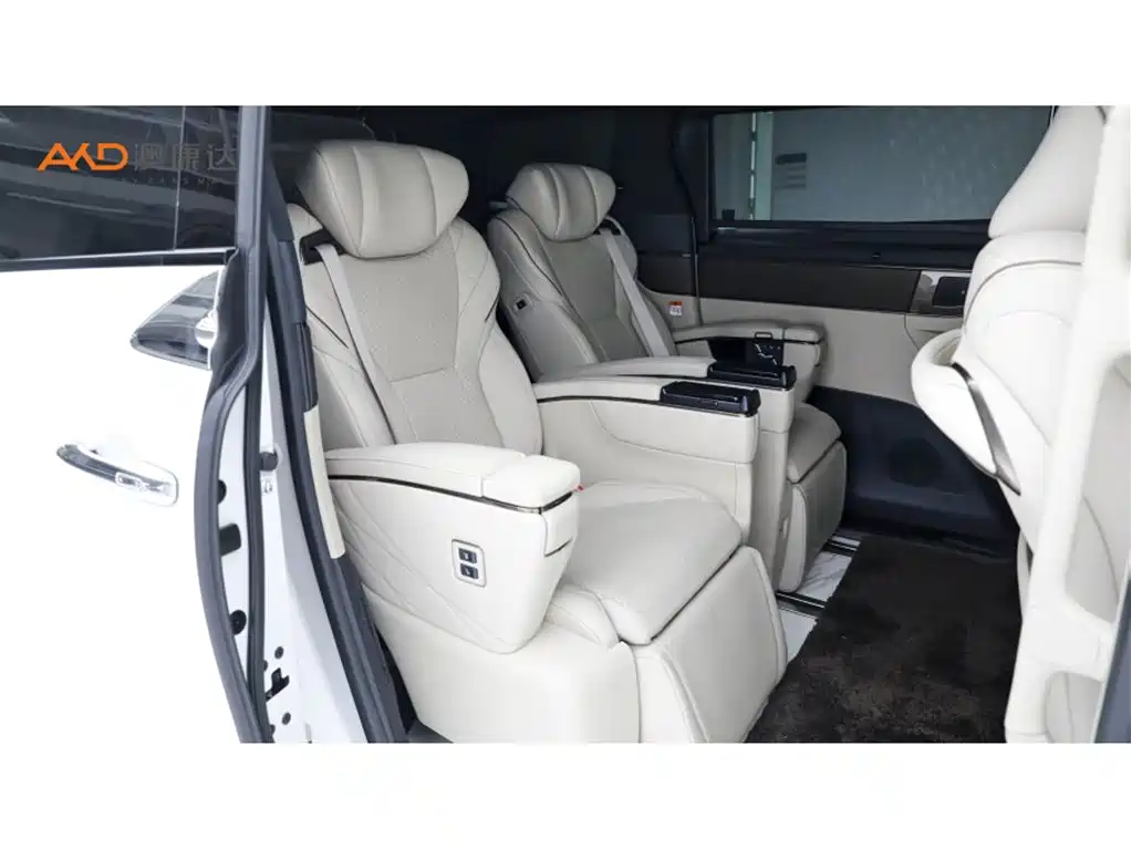 Toyota Alphard 2024 — фото 8